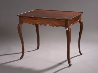 Mahogany cabaret table, the belt in embrace...