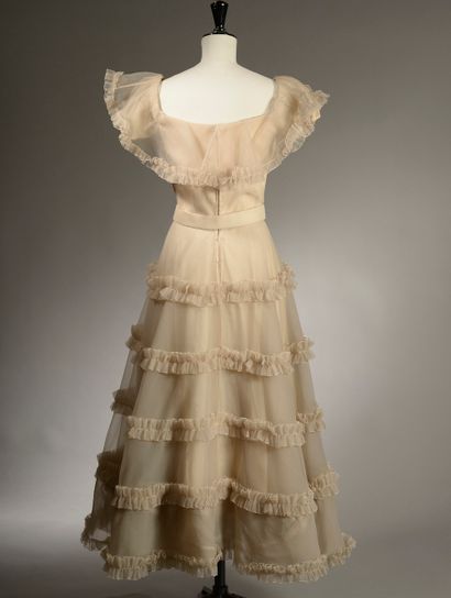 CLAUDE RIHA Cannes Paris.

Long dress in...