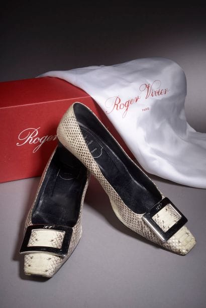 ROGER VIVIER.

Pair of beige snake leather...