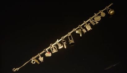18k yellow gold bracelet with rectangular...