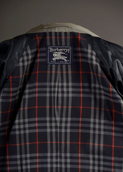 BURBERRY.

Trench-coat en gabardine de coton...