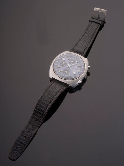 OMEGA. 

 Men's chronometer wristwatch model...