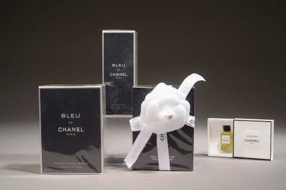 CHANEL. 

