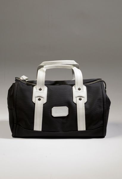 LACOSTE.

Bag model 