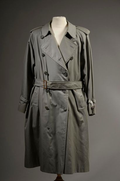 BURBERRY.

Trench-coat en gabardine de coton...