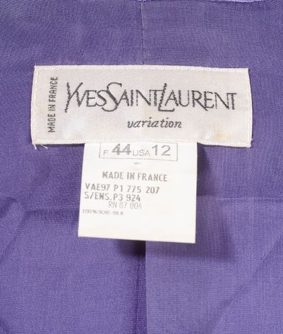 YVES SAINT LAURENT Variation.

Lilac silk...
