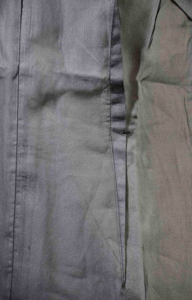 D&G.

Robe sans manches, simple encolure...