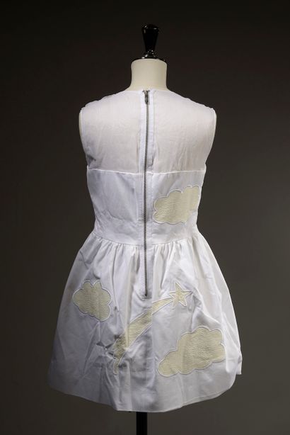 JC DE CASTEBAJAC Paris.

Robe sans manches...