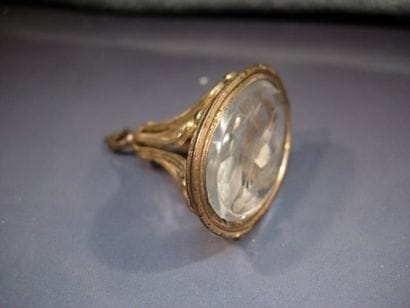 Cachet en pomponne serti d'une intaille à...