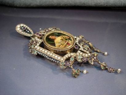 Pendentif porte souvenir en argent et vermeil...