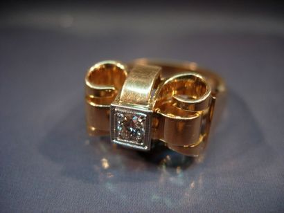 Bague en or jaune et platine sertie d'un...