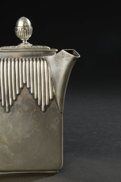 Square silver pourer and sugar pot 875 thousandths,...