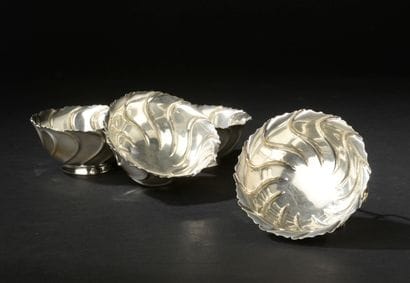 Four silver cups 925 thousandths with twisted...