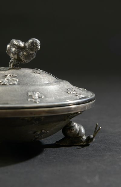 
Set in silver 800 thousandths including...
