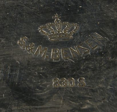 Small rectangular table top, the angles in...