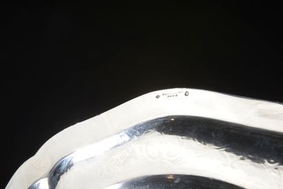 Circular silver dish 950 thousandths, the...