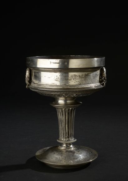 Display cup silver 875 thousandths, the round...