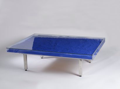 Yves KLEIN (1928-1962).

Table IKB ® en Plexiglas...