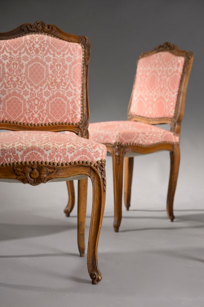 Ensemble de quatre chaises Louis XV, même...