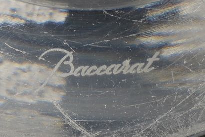 BACCARAT
Vase évasé à décor gravé à l'acide...