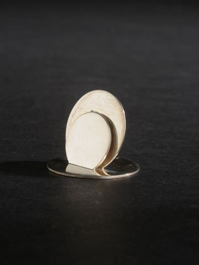 Suite de six salières individuelles en verre,...