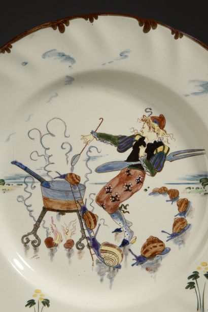 CREIL MONTEREAU et Cie.

Pair of earthenware...