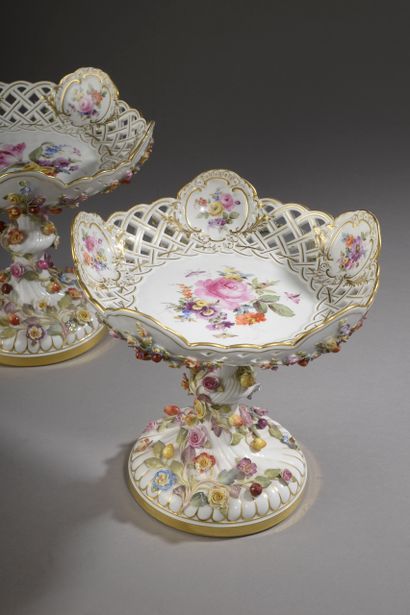 MEISSEN - XXe siècle. 
Paire de coupes en...