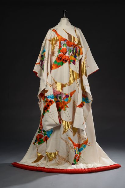 JAPON - XXe siècle. 
Kimono de mariage dit...