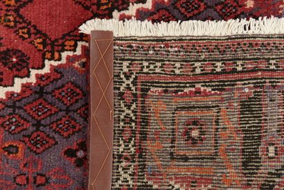 Important polychrome woolen rectangular carpet...