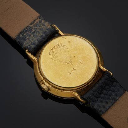 GUCCI. 
Montre bracelet, boîtier rond en...