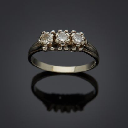 Bague en or gris 18k et platine 850 millièmes,...