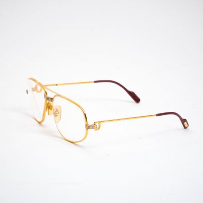 CARTIER. 
Paire de lunettes modèle 