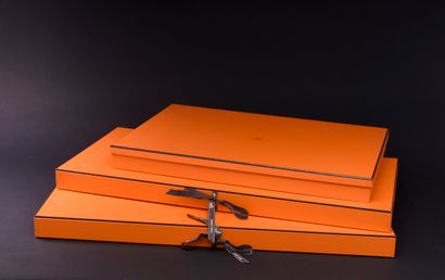 HERMES, Paris. 

Ensemble de trois boîtes...
