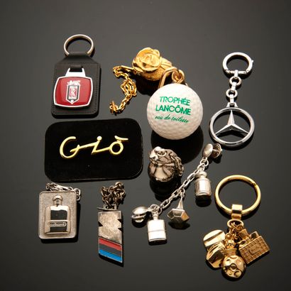 Ensemble de bijoux fantaisie : dont certains...