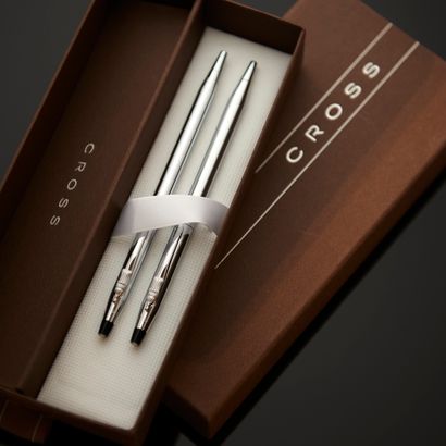 CROSS
Parure comprenant un stylo bille et...