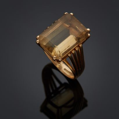 Bague de cocktail en or rose 18k sertie d’une...