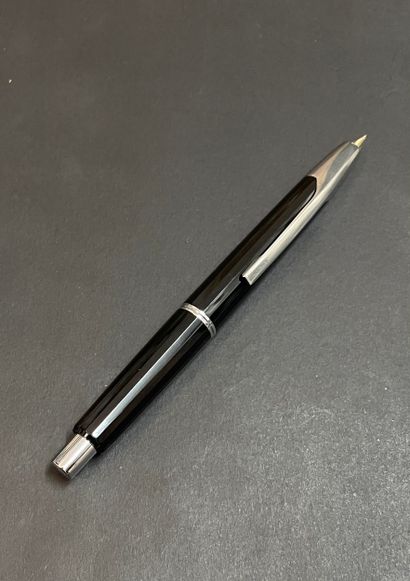 PILOT 