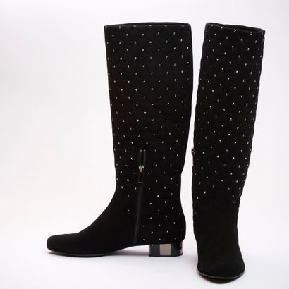 MORESCHI.
Paire de bottes en nubuck surpiqué...