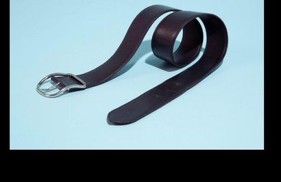HERMES, Paris.
Ceinture en veau box noir,...