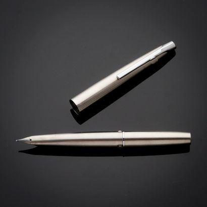 PILOT 