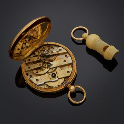 Montre de col en or jaune guilloché 18k,...