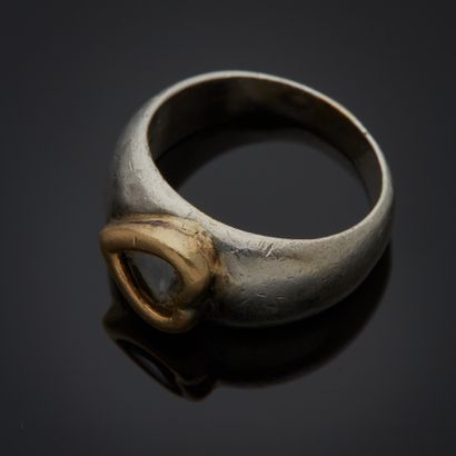 ZOLOTAS.
Bague en argent 950 et or jaune,...