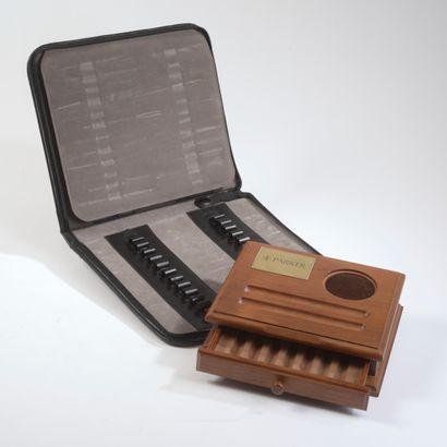 PARKER.
Coffret en bois de rangements de...