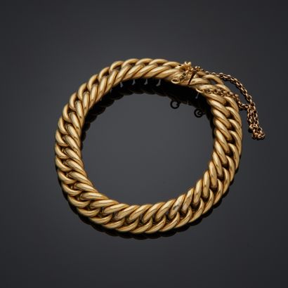 Bracelet en or jaune à maille gourmette,...