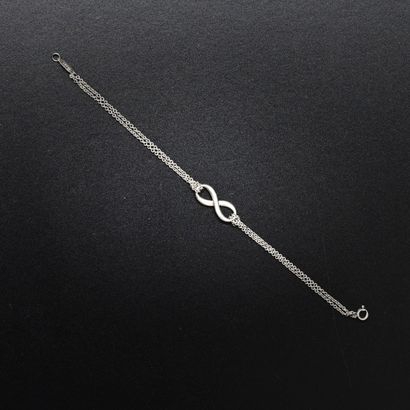 TIFFANY CO. 
Bracelet en argent 925 millièmes...