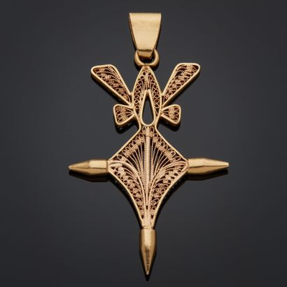 Pendentif en or jaune 18k pour la bélière...