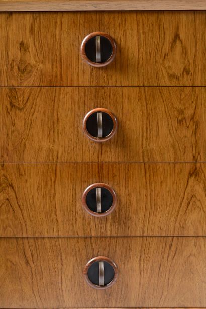 Importante enfilade en placage de palissandre...