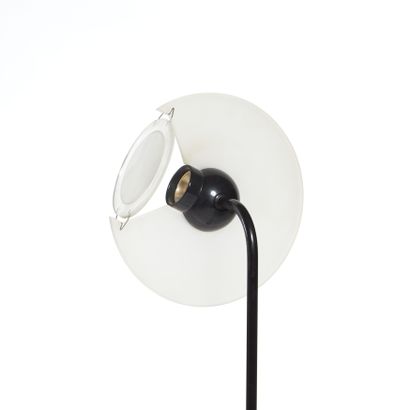 Pier Giuseppe RAMELLA pour ARTELUCE.
Lampadaire...
