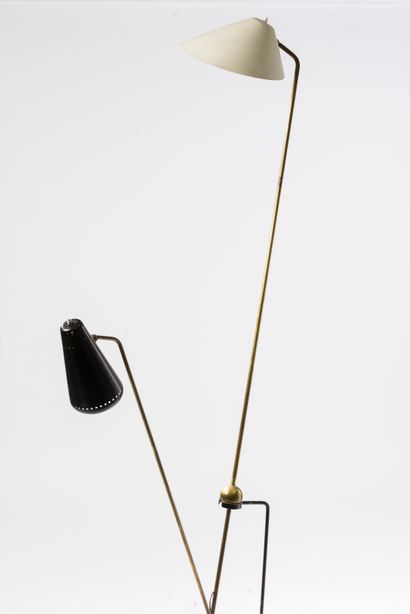 Pierre GUARICHE (1926-1995).
Lampadaire modèle...