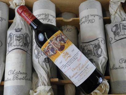12 bouteilles CH. MOUTON-ROTHSCHILD, 1° cru...